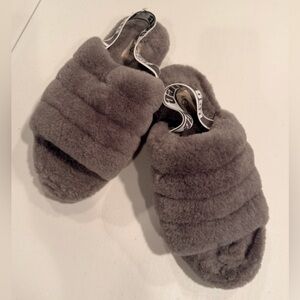UGG | Women's Fluff Yeah Slide slippers. Size: 9